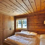 Relaxing Getaway With Sauna And Terrace